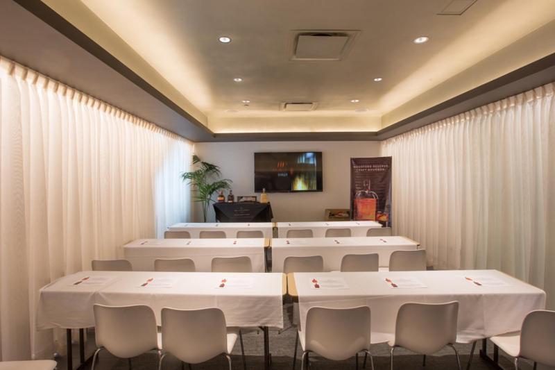 Godfrey Hotel Чикаго Екстериор снимка